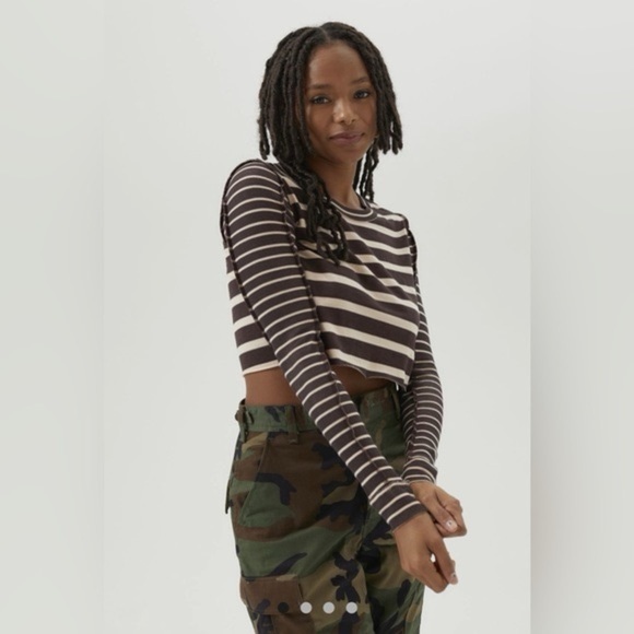 Urban Outfitters. BDG Seb Spliced Long Sleeve Tee - Picture 2 of 5